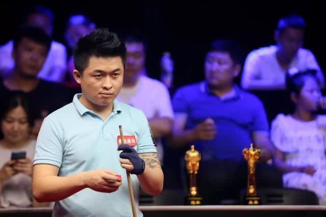 帮助小球迷 帮助小球迷