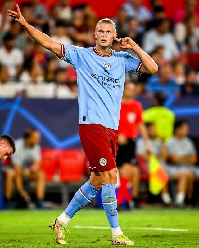 在足球转会 在足球转会