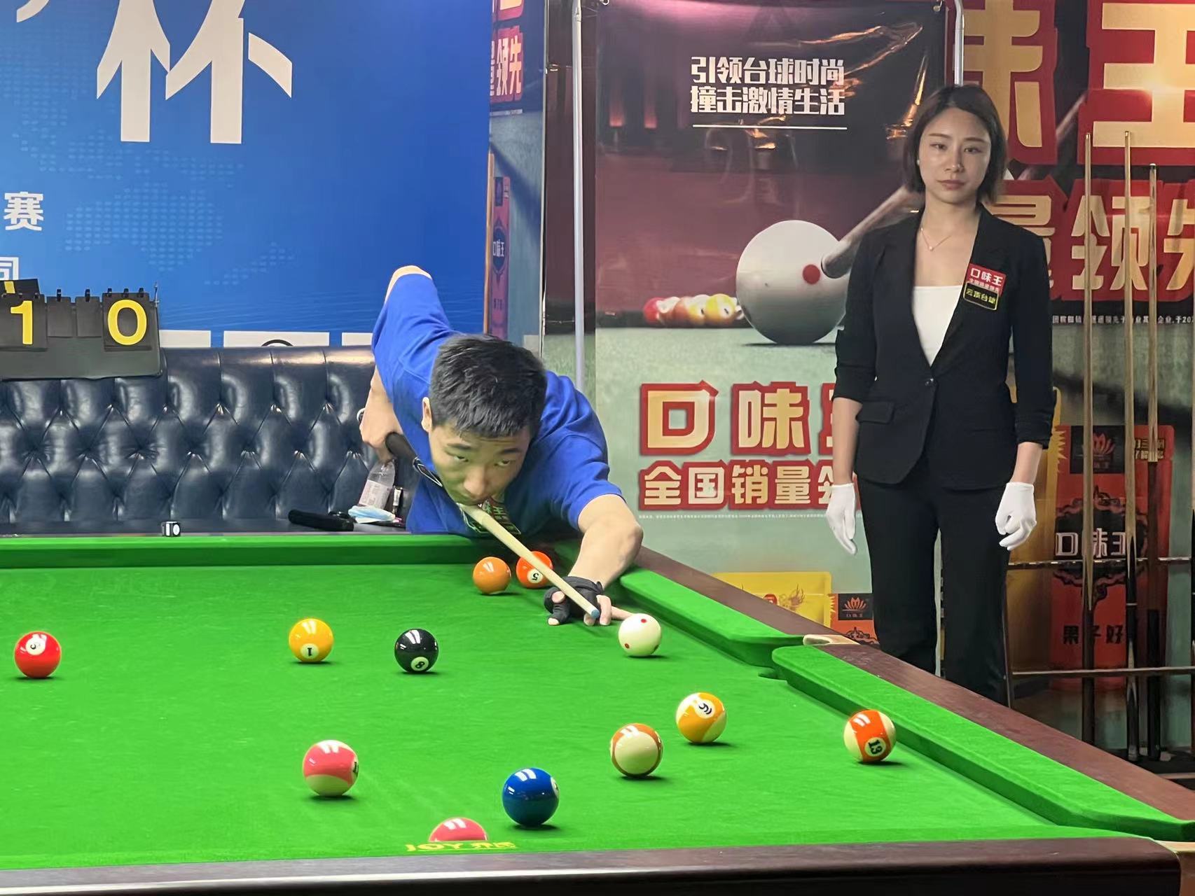 續爭奪冠軍 續爭奪冠軍